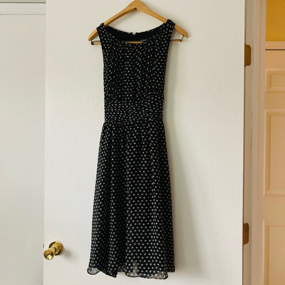 Adrianna Papell Sleeveless Dress